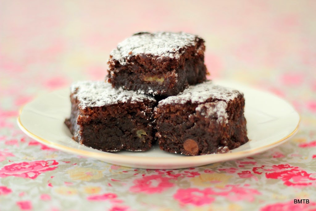 [Banana%2520Chocolate%2520Brownies%2520by%2520Baking%2520Makes%2520Things%2520Better%255B11%255D.jpg]