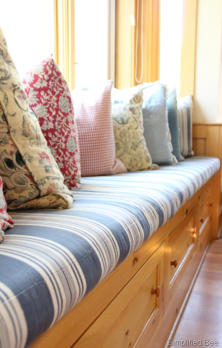 [window-seat-ralph-lauren-fabrics8.png]