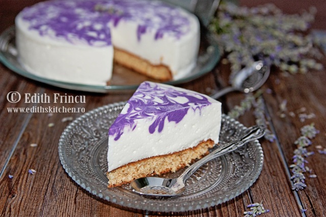 [prajitura%2520cu%2520levantica%25202%255B5%255D.jpg]