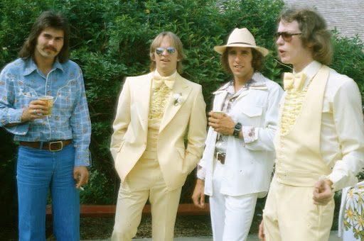 The definition on cool 1976 fashion for men