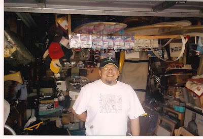 This very nice guy I met name Eddie from the South bay area standing in front of his prized possessions 150 skateboards & surfboards, old bicycles and many other old things, there is so much you can not see it all!