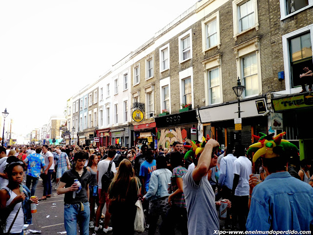 portobello-road-en-carnaval-notting-hill.JPG