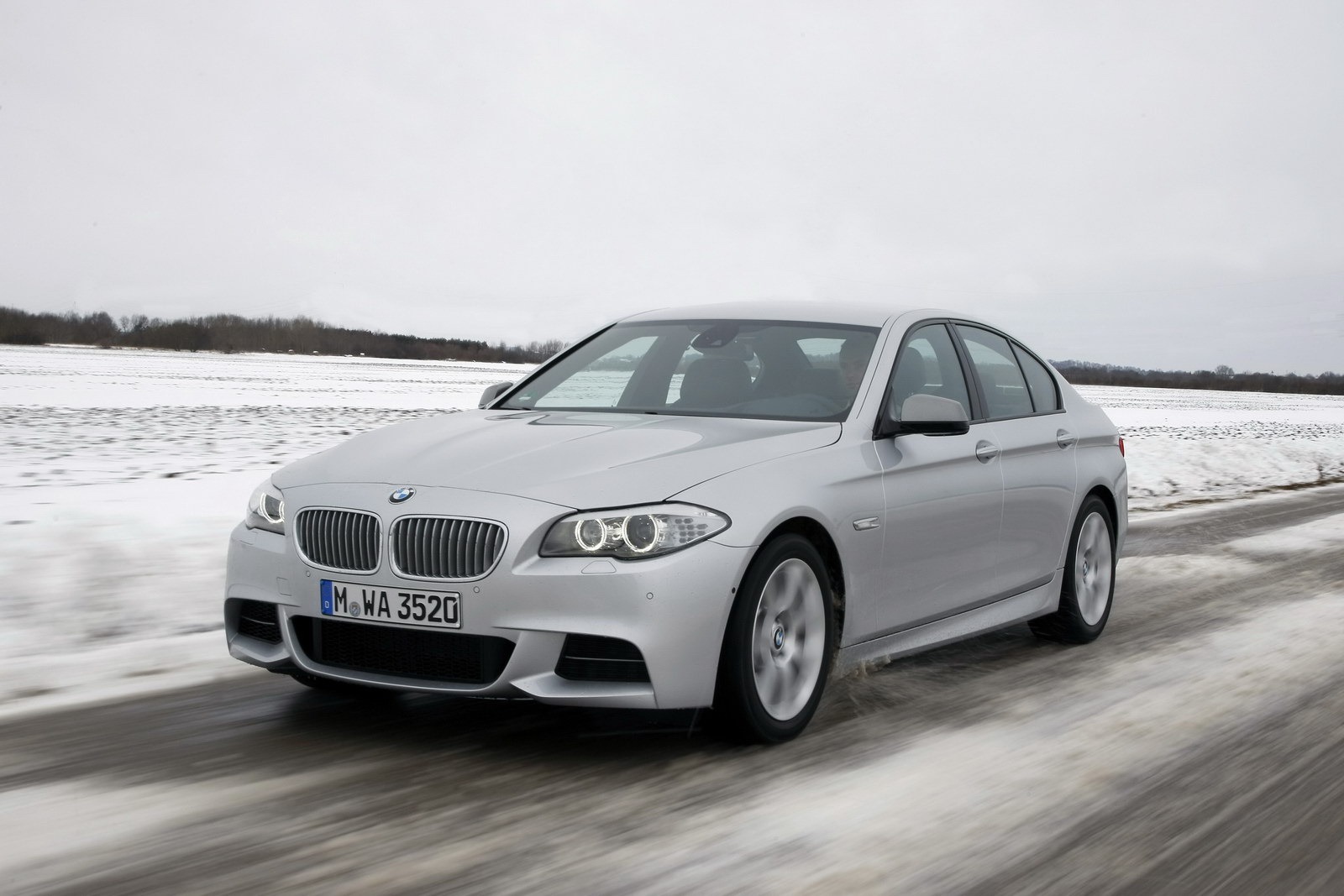 [BMW-M550d-xDrive-33%255B2%255D.jpg]