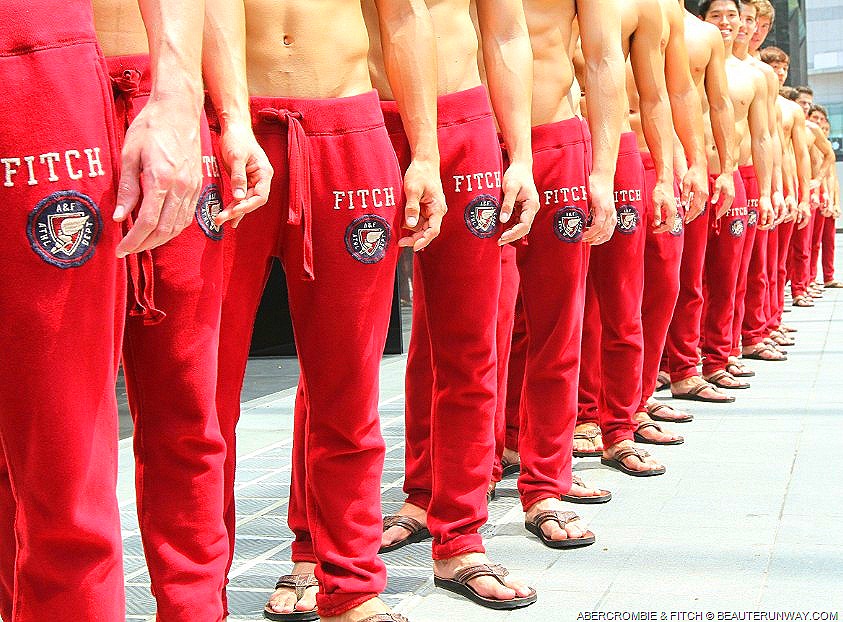 [ABERCROMBIE%2520%2526amp%253B%2520FITCH%2520SINGAPORE%2520KNIGHTSBRIDGE%2520Shirtless%2520men%2520All-American%2520lifestyle%2520Men%2520Women%2520Kids%255B13%255D.jpg]