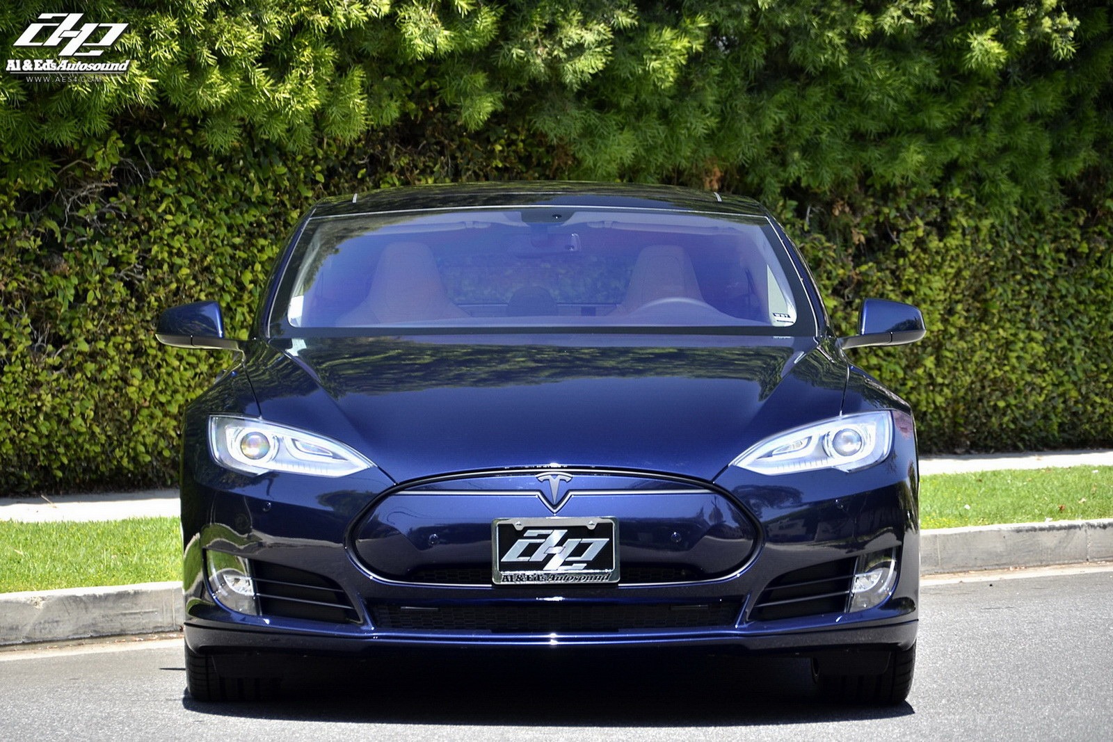 [Tesla-Model-S-Nochrome-1%255B2%255D.jpg]