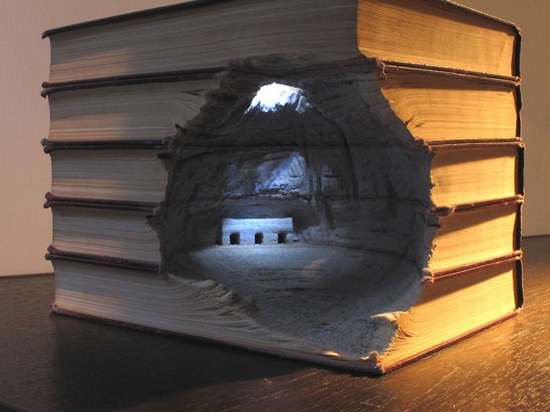 الفنان Guy Laramee ومجسمات الطبيعية المنحوتة من الكتب - Landscapes Carved Out of Books by Guy Laramee Guy-laramee-9%25255B3%25255D