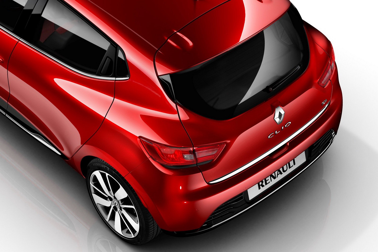 [2013-Renault-Clio-Mk4-02%255B2%255D.jpg]