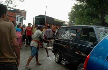[manipur%2520economic%2520blockade%255B2%255D.jpg]