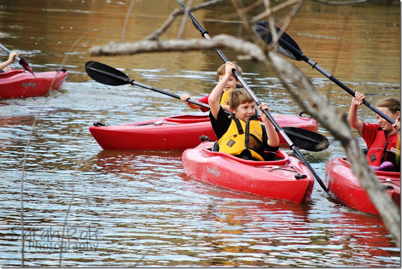 boys-kayaking