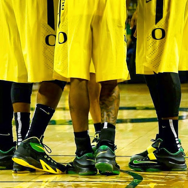 Oregon Ducks8217 Zoom Soldier 8 Home Away amp Alternate PEs