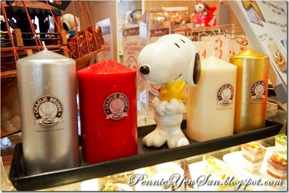Charlie Brown Cafe (5)