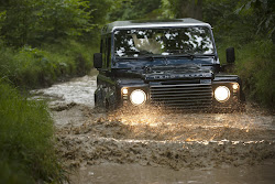 2013-LR-Defender-4%25255B2%25255D.jpg