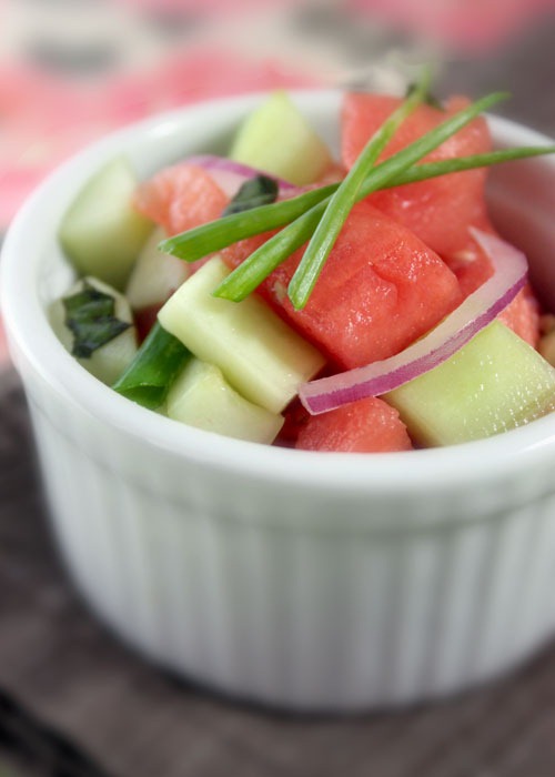 [watermelon-cucumber-salad-01%255B4%255D.jpg]