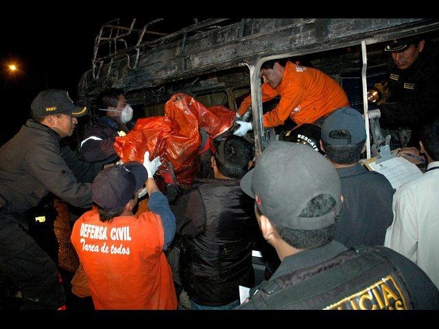 [brigadistas%2520de%2520la%2520municipalidad%2520provincial%2520de%2520huarochiri%2520apoyan%2520en%2520el%2520rescate%2520de%2520cuerpos%2520de%2520fallecidos%25202%255B3%255D.jpg]