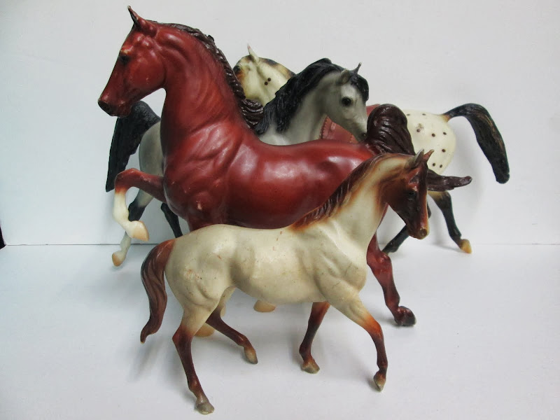 Equestrian Toy Lot