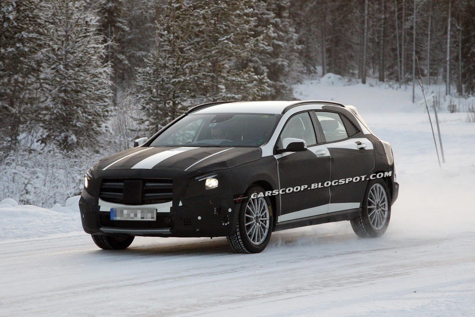 [Mercedes-Benz-GLA-1-Baby-SUV%255B3%255D.jpg]