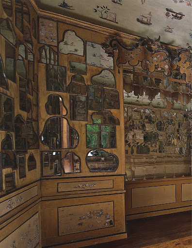 The Chinese Cabinet, or Cabinet of Mirrors, at the Bayreuth Hermitage in Germany. ( The Chinese Cabinet, or Cabinet of Mirrors, at the Bayreuth Hermitage in Germany. (