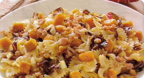 farfalle, salsiccia e radicchio farfalle, salsiccia e radicchio