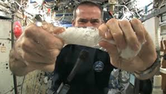 Face Cloth in Space Face Cloth in Space