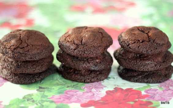 Dark Choc Cranberry Cookies by Baking Makes Things Better