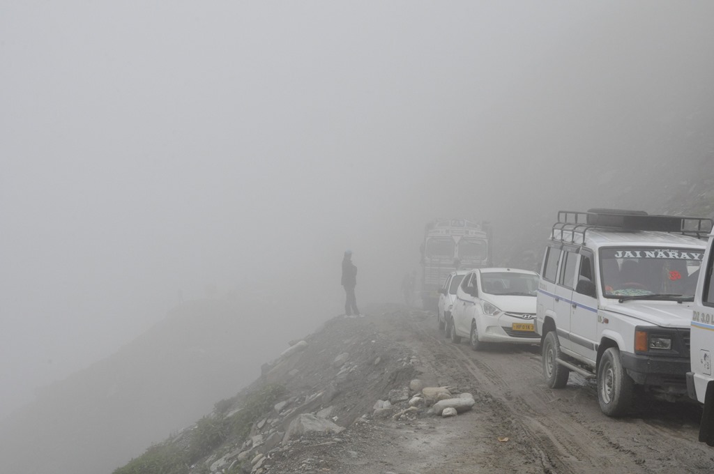 [5%2520rothang%2520%2520023%2520embouteillage%255B3%255D.jpg]