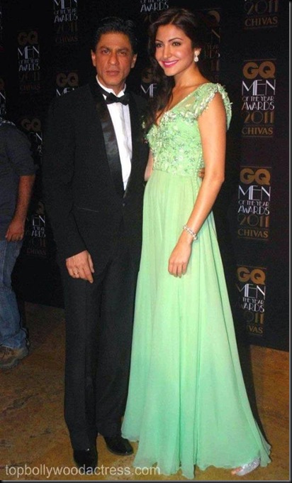 2Anushka Sharma SRK at the GQ Men Of The Year Awards 2011