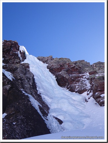 Cascada Os Diaples de Panti 180m MD- WI4  90º (Canal Roya, Pirineos) (Isra) 8506