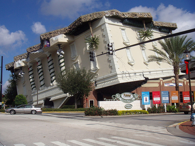 wonderworks upside down attraction wonder works florida