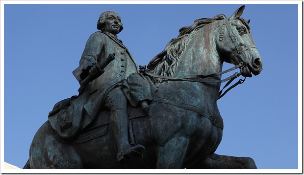 Madrid_estatua-carlos-III