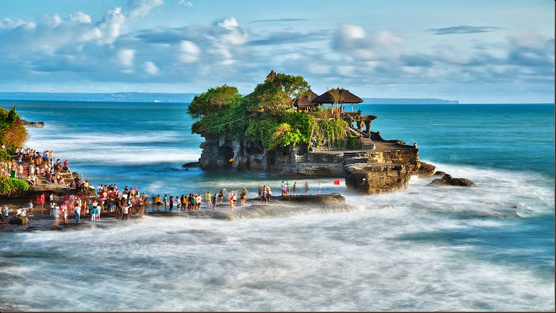 story about bali island in indonesia country
