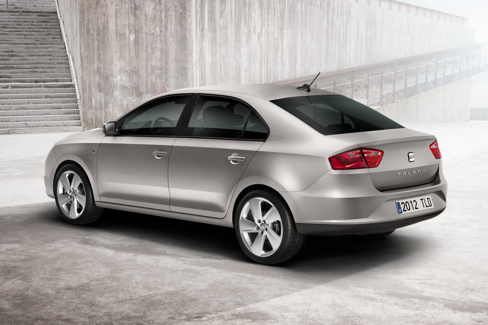 [2013-Seat-Toledo-8%255B2%255D.jpg]