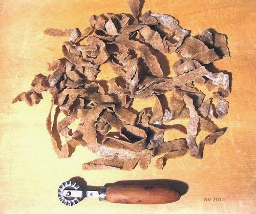 [Pasta%2520fatta%2520in%2520casa%2520rotella%2520maltagliati%2520%2528picc%2529%2520%2528NV%25202014%2529.jpg]