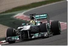Rosberg con la Mercedes nei test di Barcellona 2013