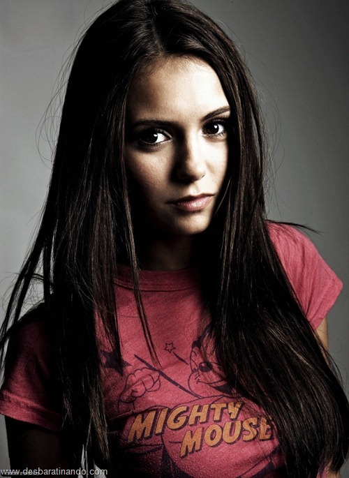 nina dobrev linda sensua sexy sedutora fotos Vampire Diaries desbaratinando (66)