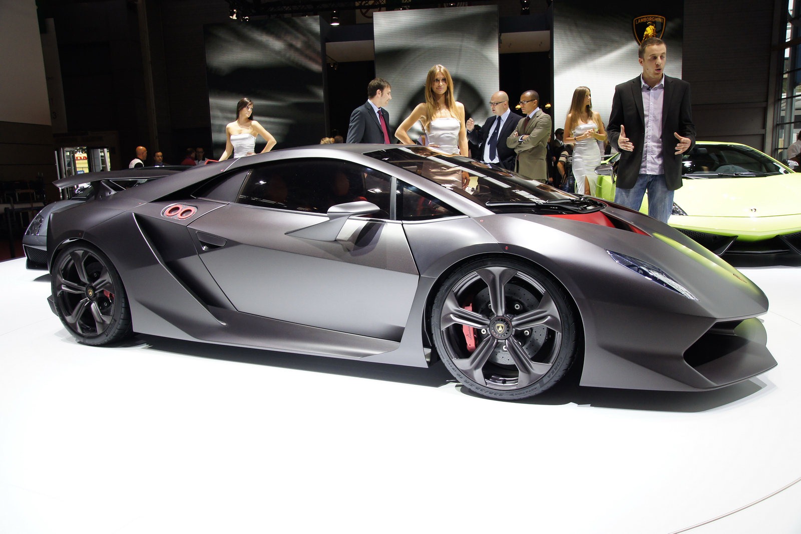 [Lamborghini-Sesto-Elemente%255B2%255D.jpg]