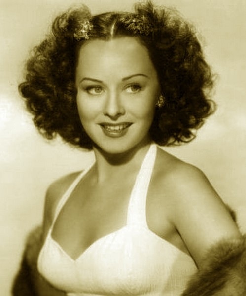 [05CharlieChaplinPauletteGoddard25.jpg]
