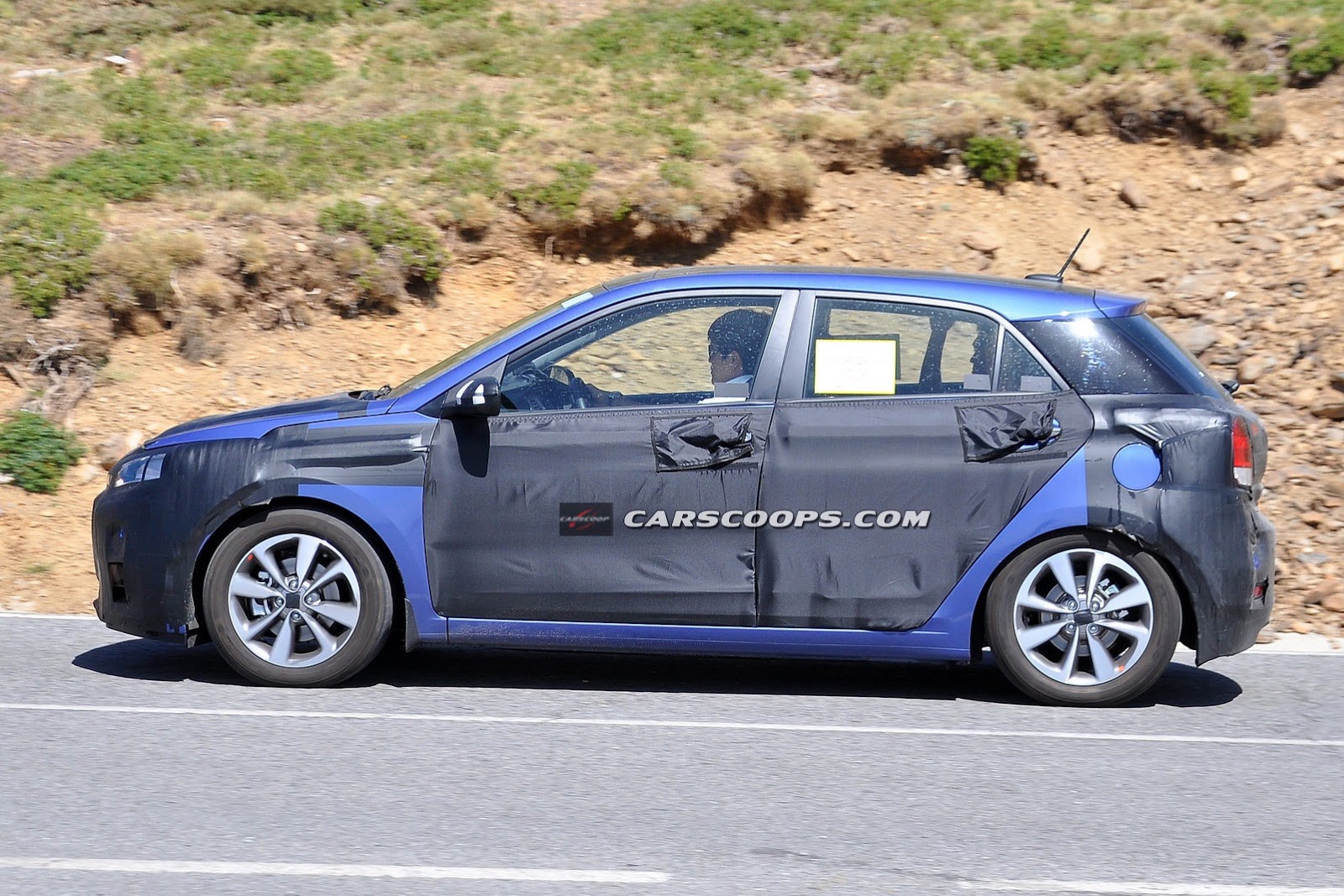 [2014-Hyundai-i20-Carscoops4%255B3%255D.jpg]