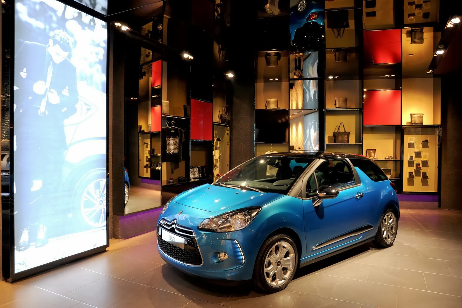 [Citroen-China-30%255B2%255D.jpg]