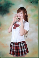 Ryu-Ji-Hye-Red-and-White-School-Girl-17