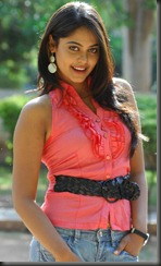 Bindu Madhavi Latest Hot Pics