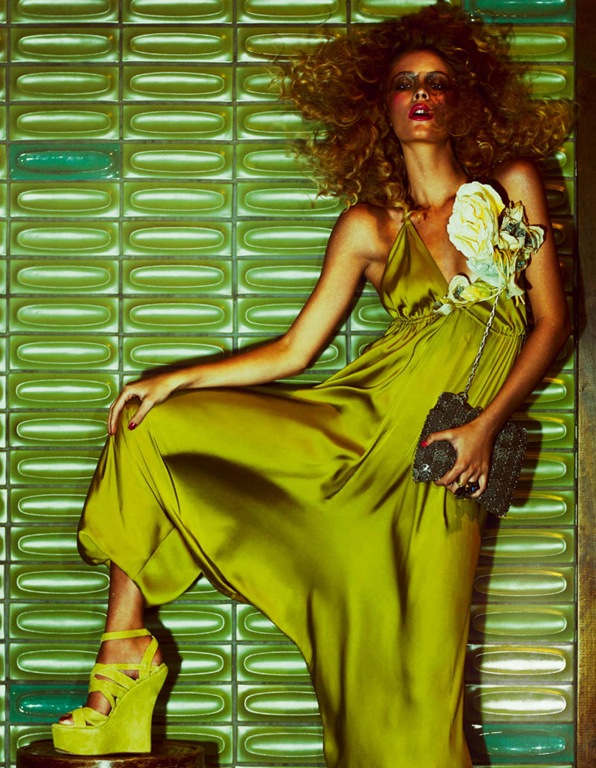 [Andrew-Yee---How-to-Spend-It-Magazin%255B21%255D.jpg]