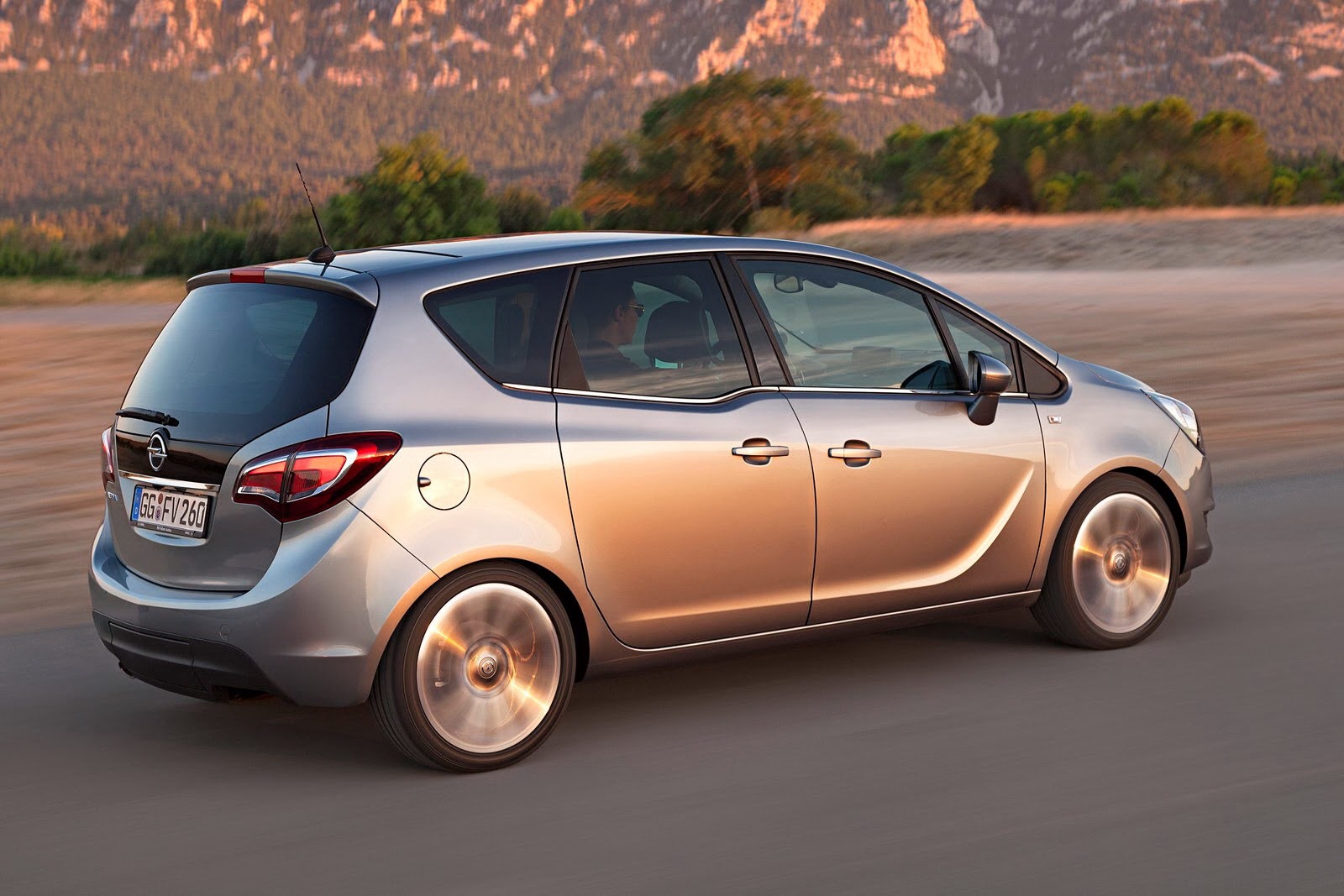 [Opel-Meriva-Facelift-12%255B2%255D.jpg]
