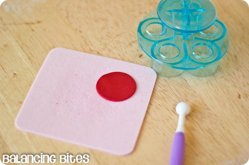 How to make gum paste roses (2)