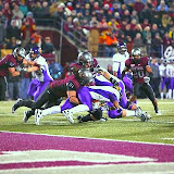 Bobby Alt makes a tackle.
