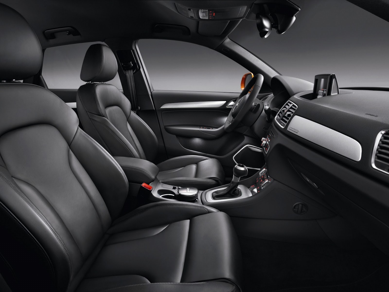 [autowp.ru_audi_q3_2.0_tdi_quattro_4%255B3%255D.jpg]