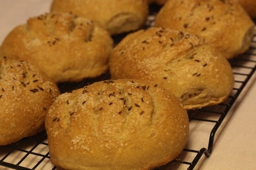 [kimmelweck-rolls_00014%255B5%255D.jpg]