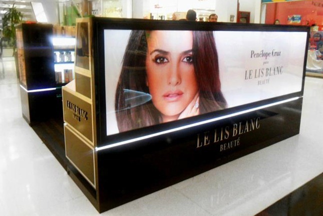 Quiosque da Le Lis Blanc Beauté no Shopping Curitiba. le lis blanc beauty shopping curitiba