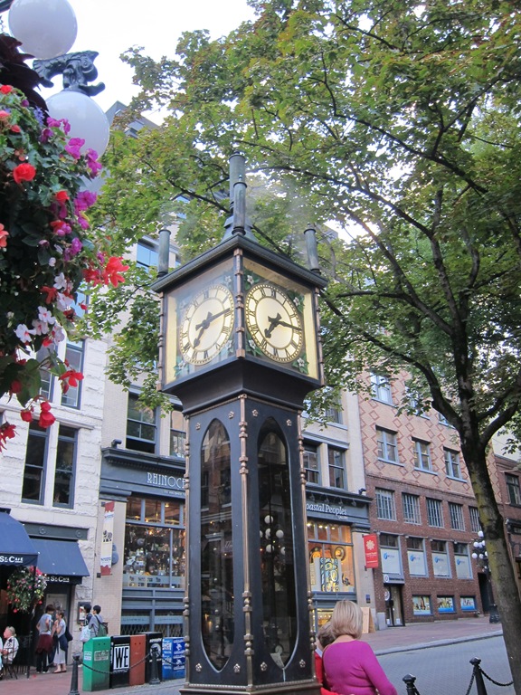 [Steam-Clock-in-Gastown4.jpg]