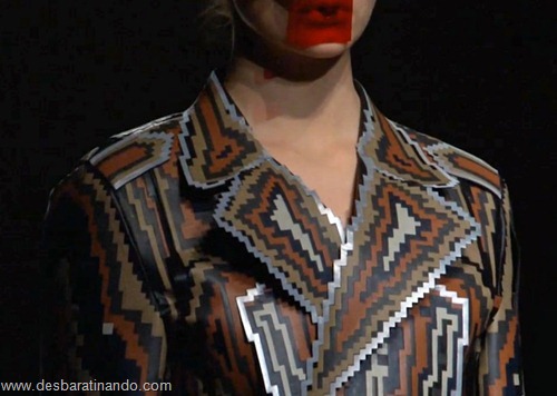 ANREALAGE moda 8 bits geek pixel nerd desbaratinando (5) ANREALAGE moda 8 bits geek pixel nerd desbaratinando (5)