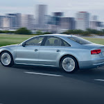 2012 Audi A8 Hybrid 002.jpg